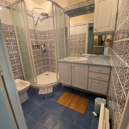 Apartamento Beautiful Close To The *